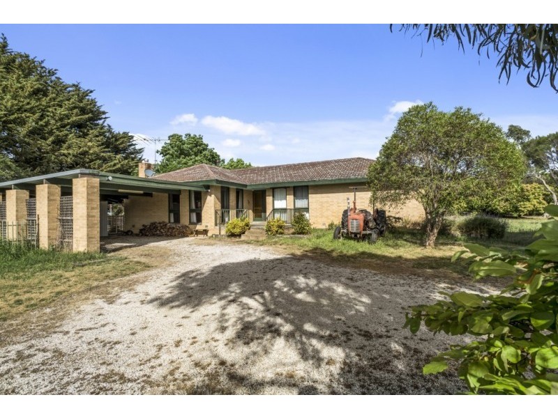 38 Dettmanns Lane, Kyneton VIC 3444