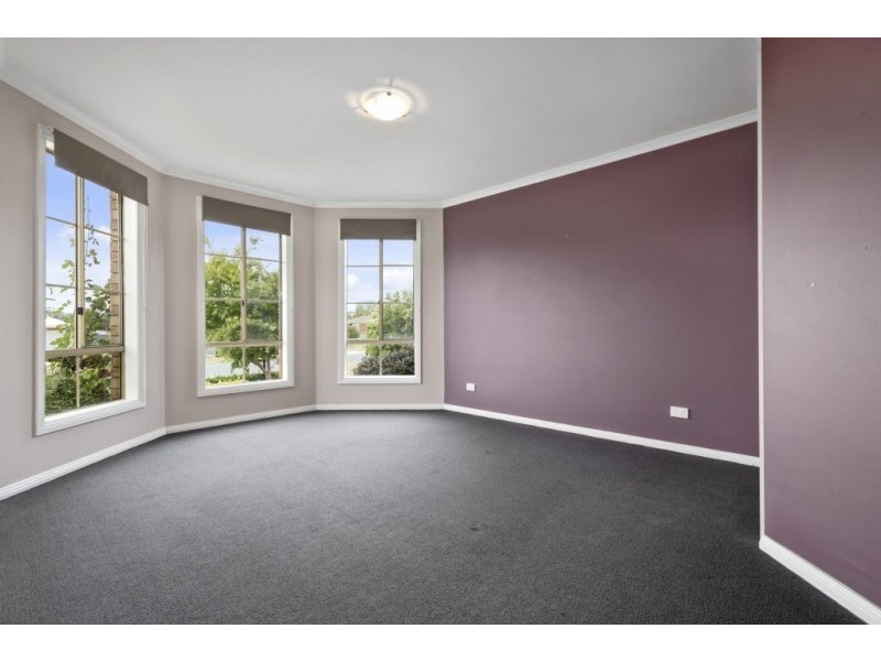 9 Gwen Close, Lancefield VIC 3435