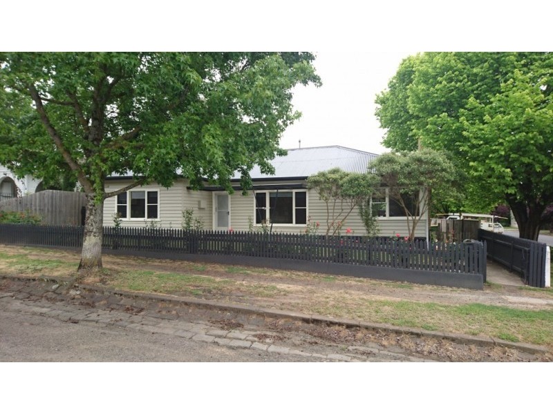 59 Powlett Street, Kyneton VIC 3444