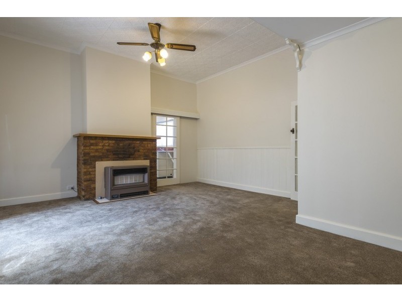 24 Bodkin Street, Kyneton VIC 3444