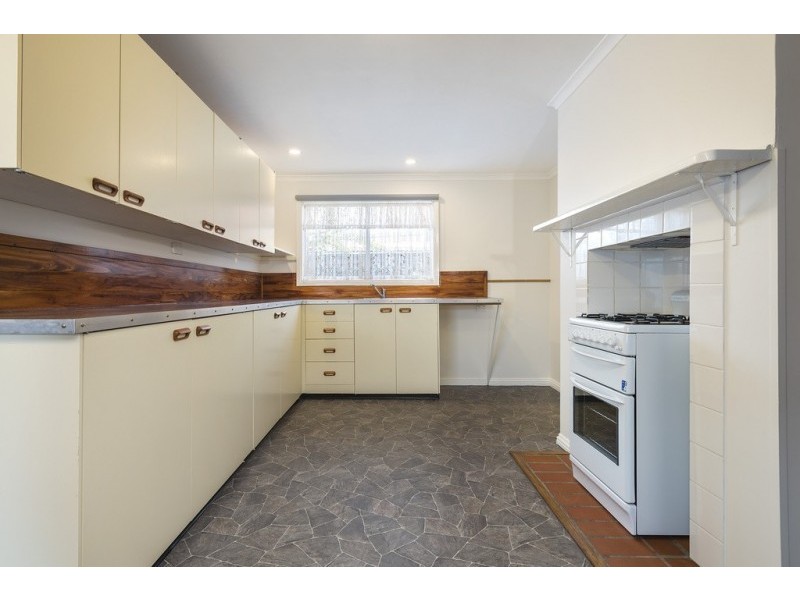 24 Bodkin Street, Kyneton VIC 3444