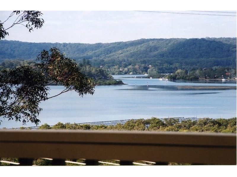55 Broadwater Drive, Saratoga NSW 2251