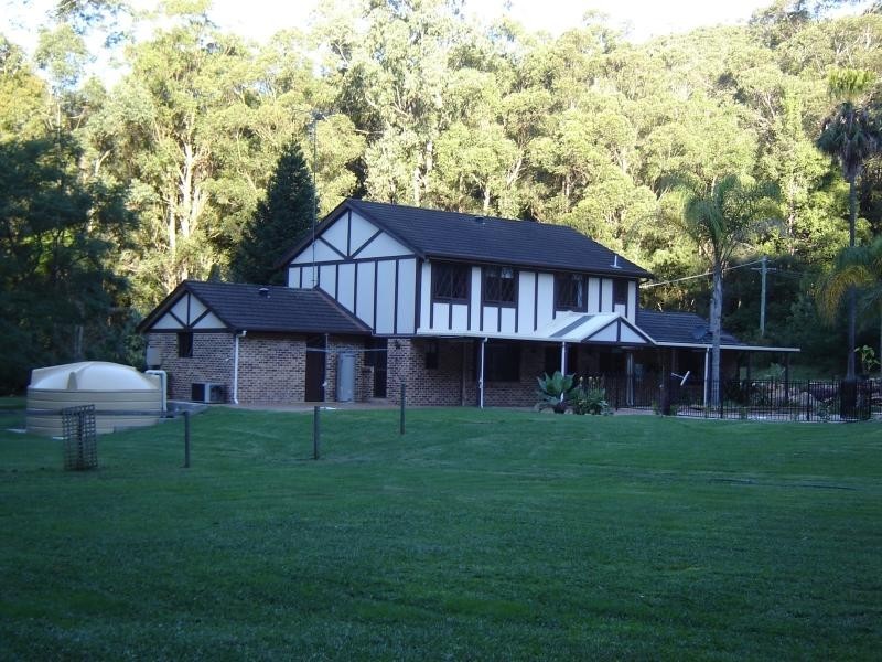 2 Roxburgh Close, Glenning Valley NSW 2261