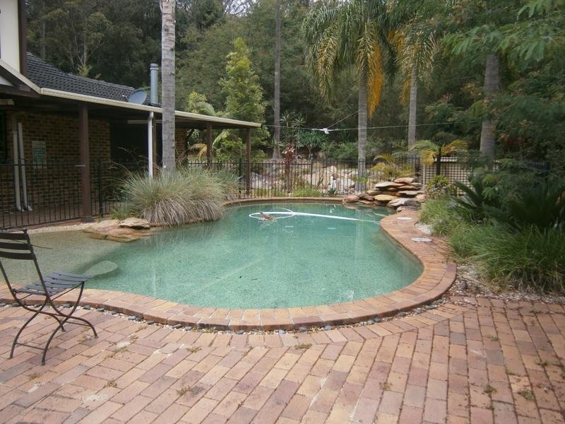 2 Roxburgh Close, Glenning Valley NSW 2261