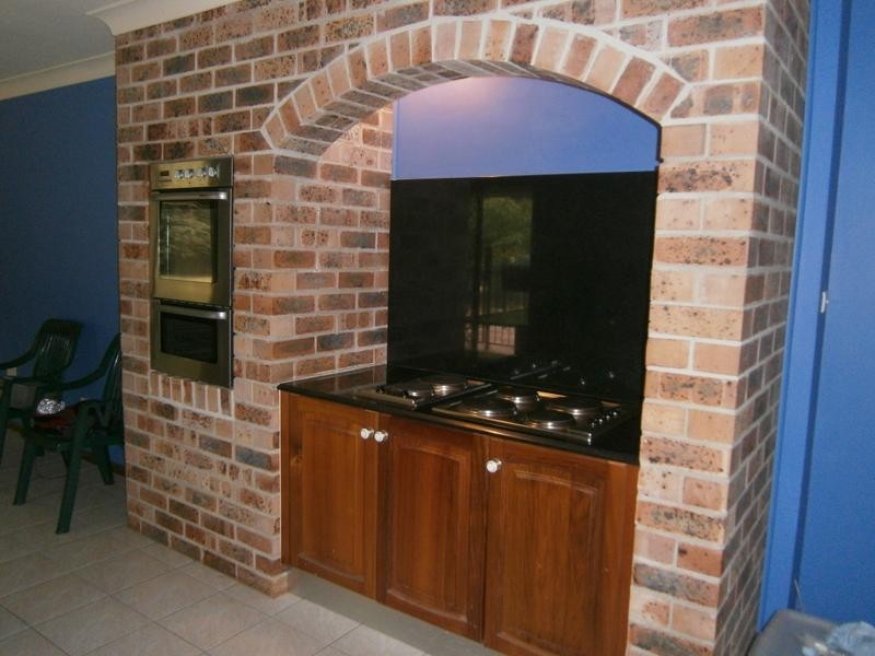 2 Roxburgh Close, Glenning Valley NSW 2261