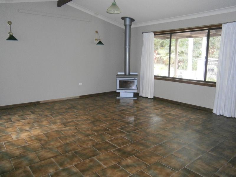 2 Roxburgh Close, Glenning Valley NSW 2261