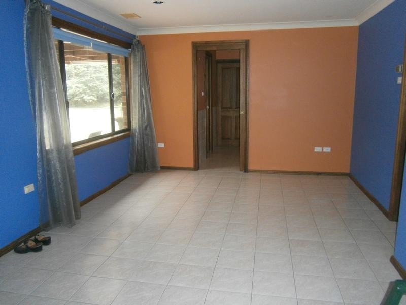 2 Roxburgh Close, Glenning Valley NSW 2261