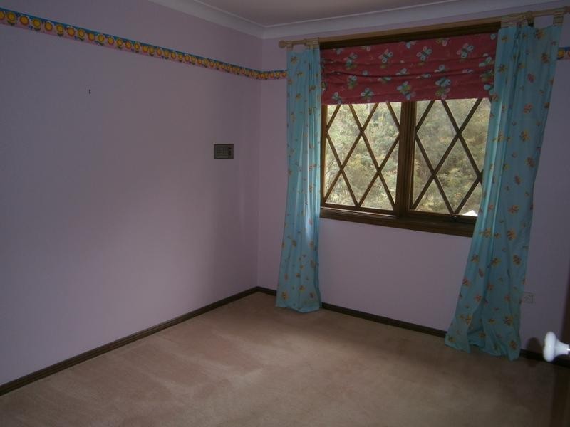 2 Roxburgh Close, Glenning Valley NSW 2261