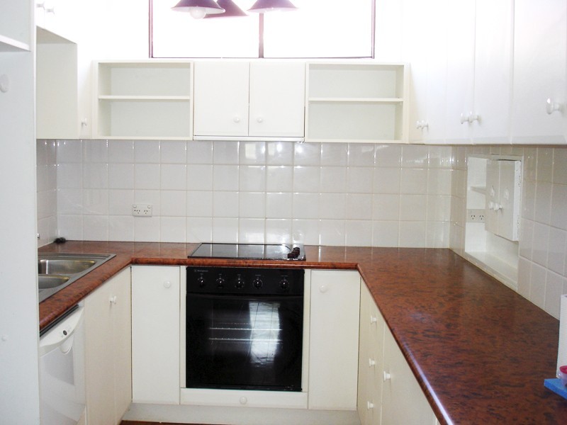 27 Trelawney Street, Killarney Vale NSW 2261