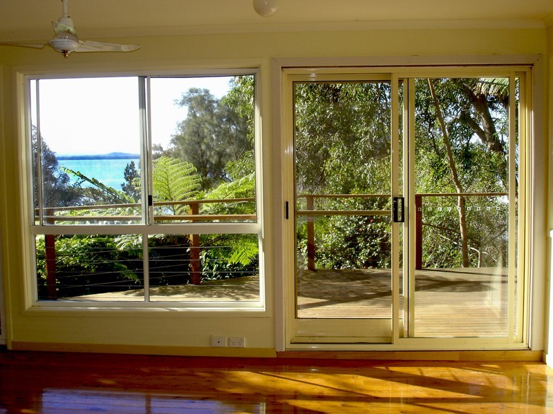 27 Trelawney Street, Killarney Vale NSW 2261