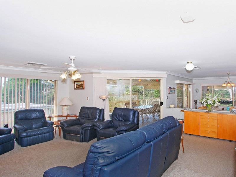 9 The Rise, Lisarow NSW 2250