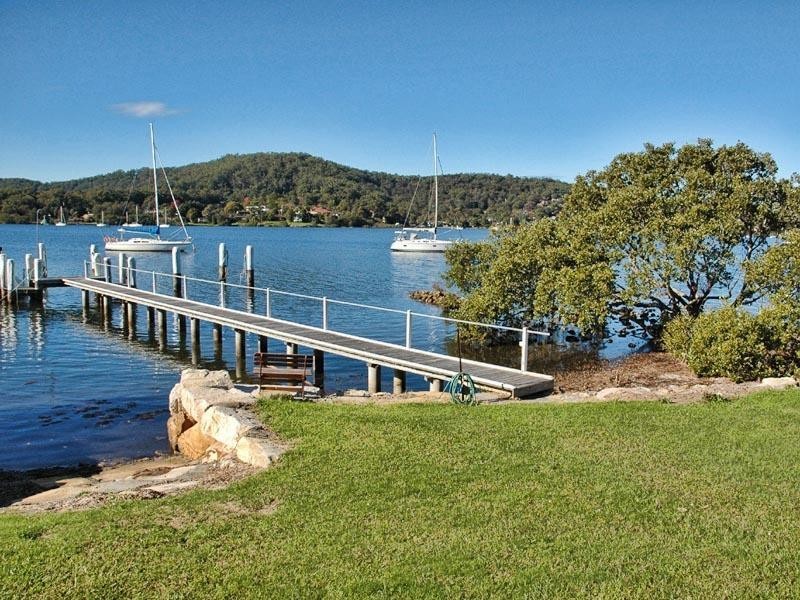 13 Wharf Street, East Gosford NSW 2250