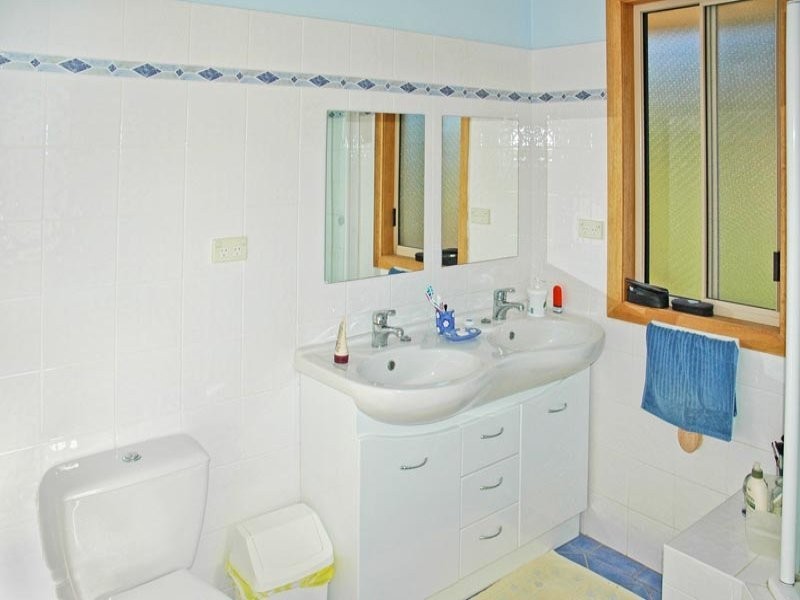 13 Wharf Street, East Gosford NSW 2250