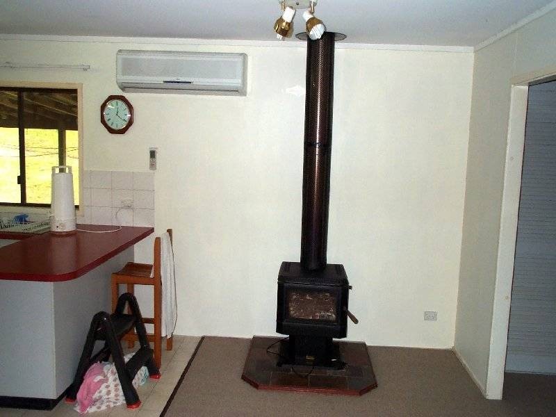 42 Chandlers Lane, Wyong Creek NSW 2259