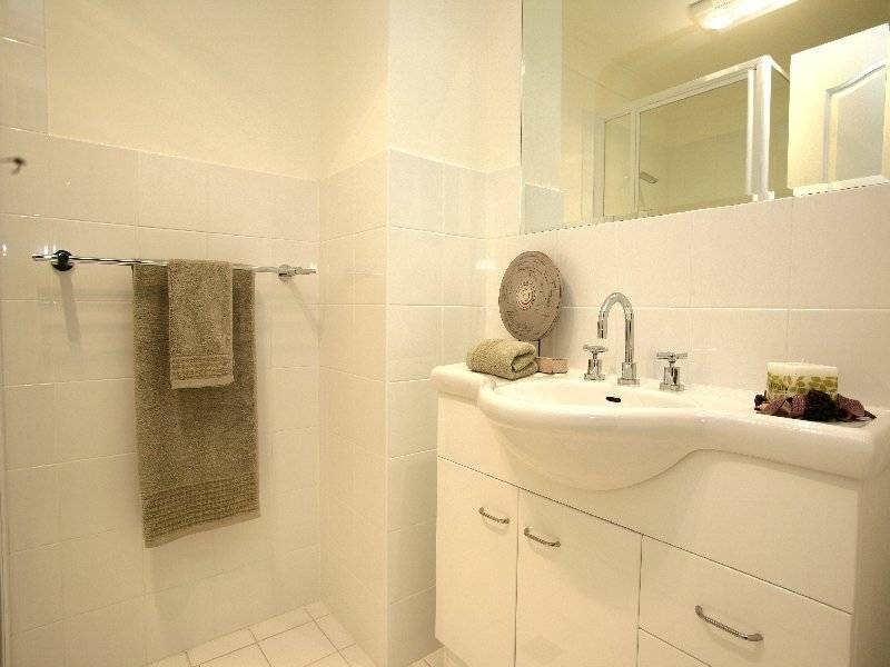 6/13-15 Moore Street, West Gosford NSW 2250