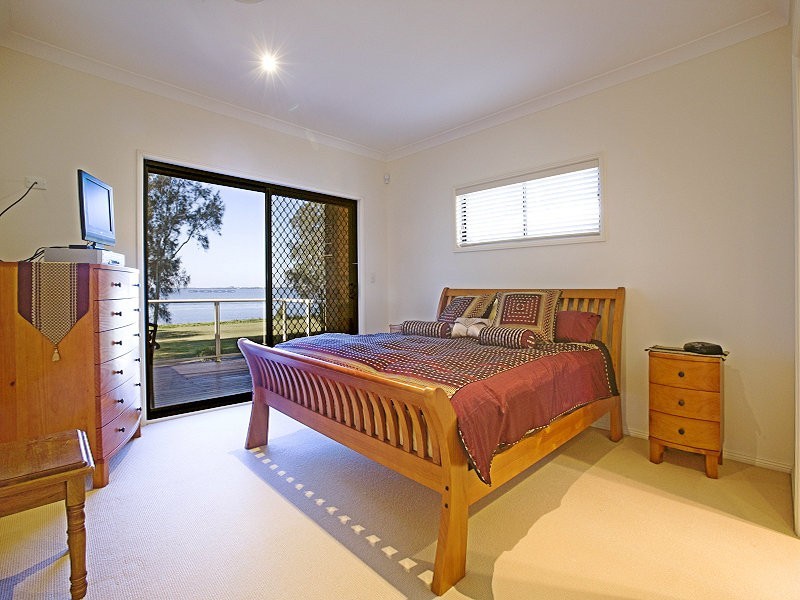 15 The Peninsula, Killarney Vale NSW 2261