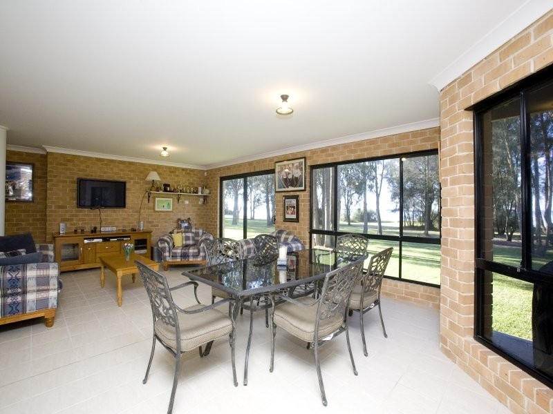 15 The Peninsula, Killarney Vale NSW 2261