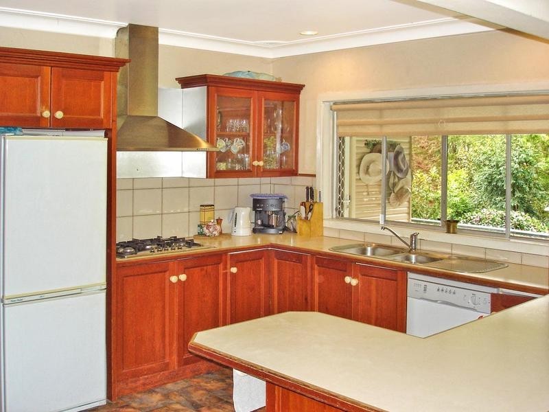 333 Oak Road, Matcham NSW 2250