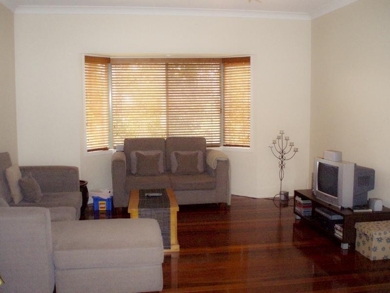 17 Range Road, North Gosford NSW 2250