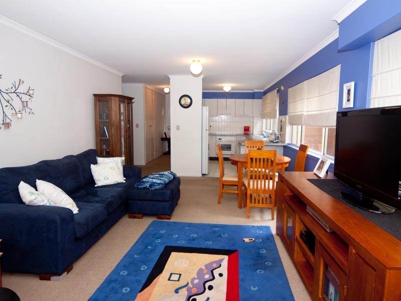 27/39 Melbourne Street, East Gosford NSW 2250