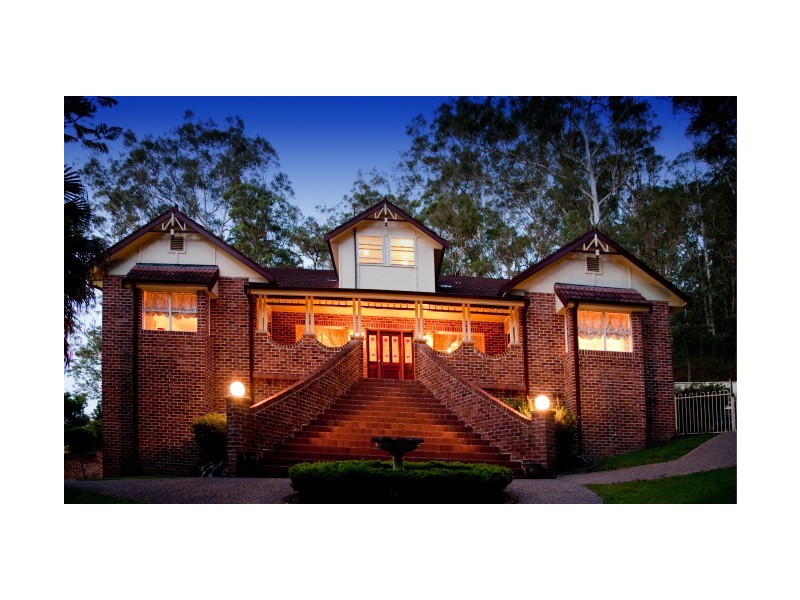 15 Kambala Close, Wyoming NSW 2250