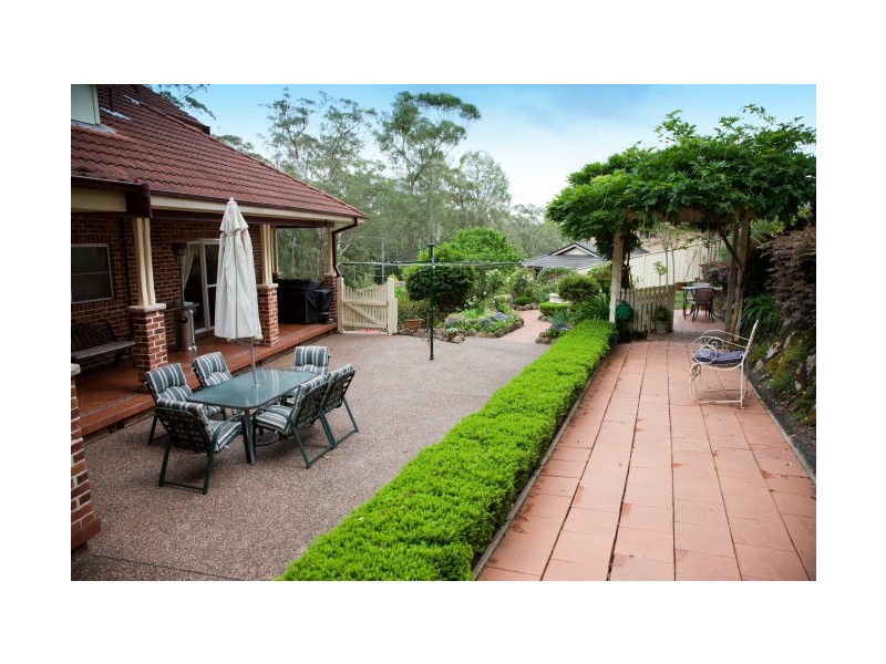 15 Kambala Close, Wyoming NSW 2250