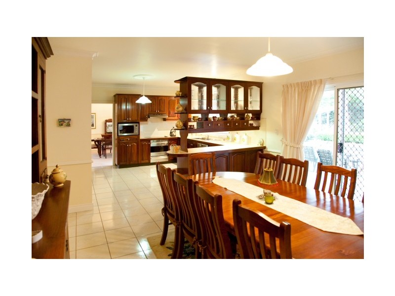 15 Kambala Close, Wyoming NSW 2250