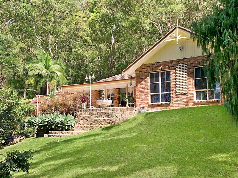 194 Empire Bay Drive, Empire Bay NSW 2257