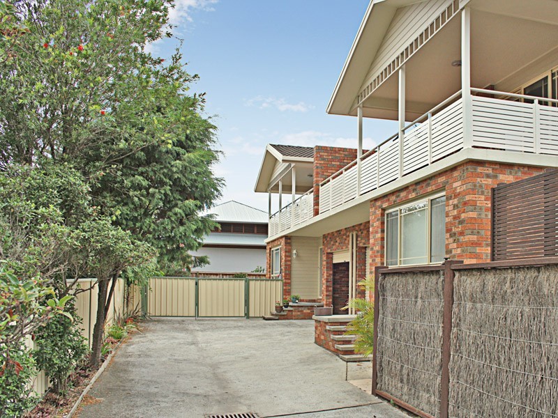 2/13 Ocean View Drive, Wamberal NSW 2260