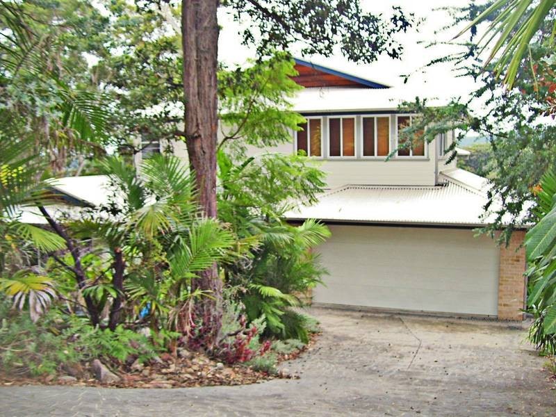 18 Francis Road, North Avoca NSW 2260