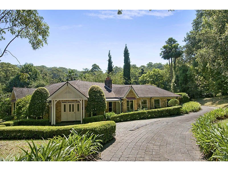 9 Okanagan Close, Wamberal NSW 2260