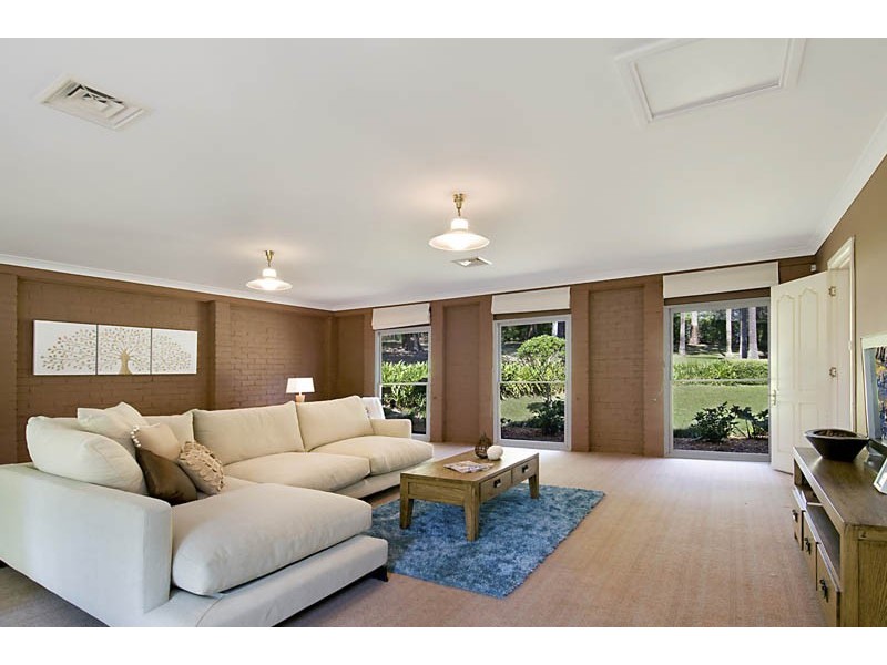 9 Okanagan Close, Wamberal NSW 2260