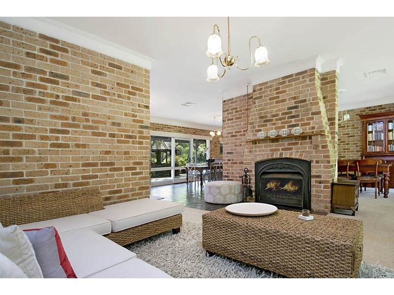 9 Okanagan Close, Wamberal NSW 2260