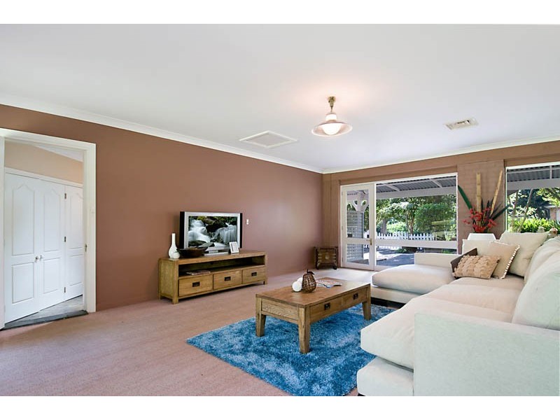 9 Okanagan Close, Wamberal NSW 2260