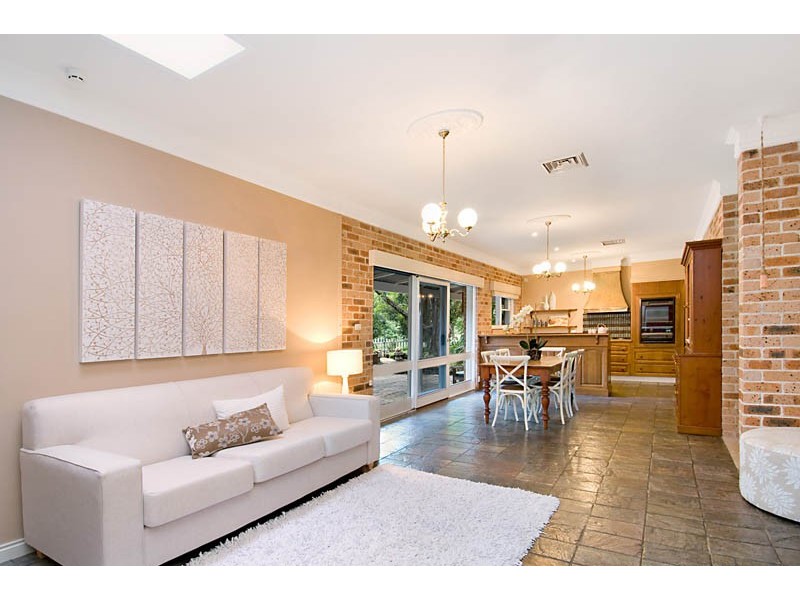 9 Okanagan Close, Wamberal NSW 2260