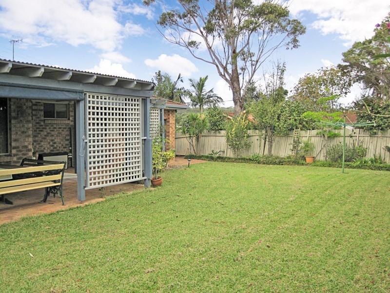 18 Melville St, Kincumber NSW 2251