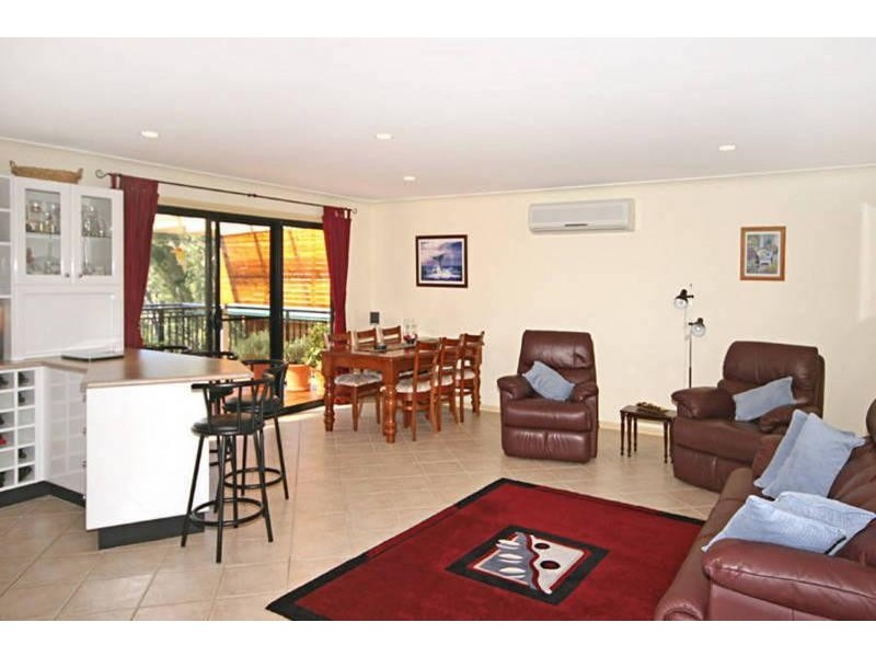 19 Timbertop Drive, Umina Beach NSW 2257