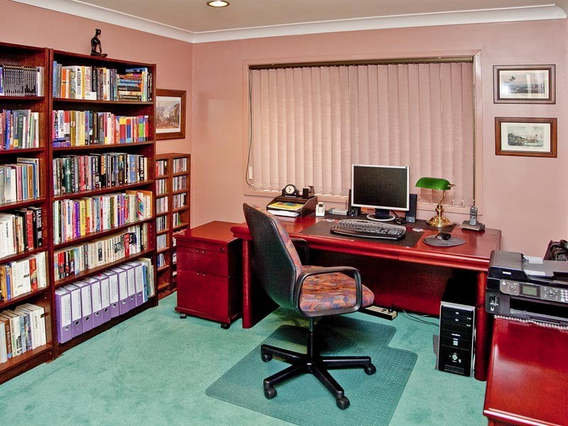 17 Bangalore Street, Ourimbah NSW 2258