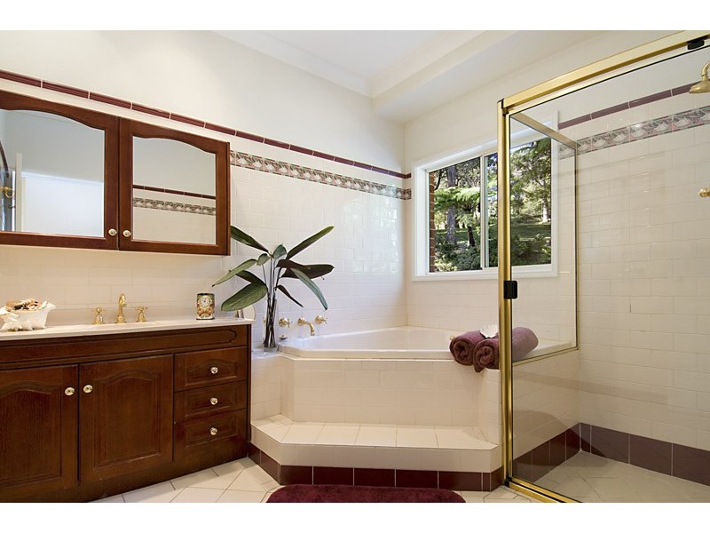 81 Excelsior Street, Lisarow NSW 2250