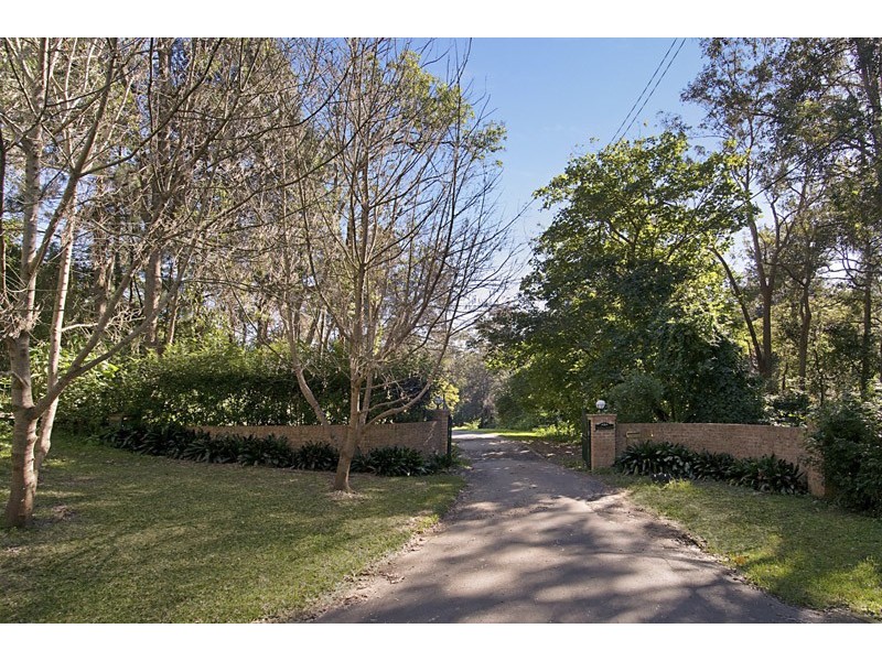 81 Excelsior Street, Lisarow NSW 2250