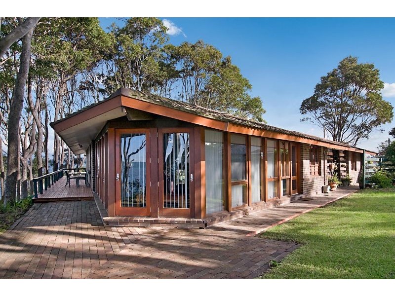 1 Marine Parade, Rocky Point NSW 2259