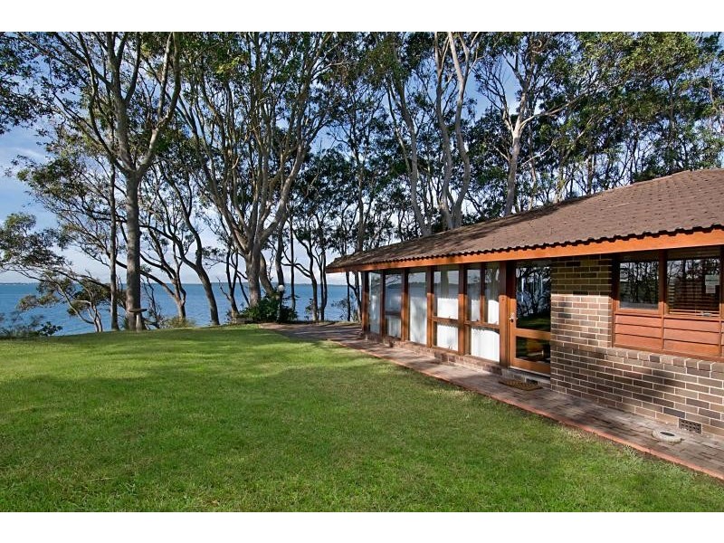 1 Marine Parade, Rocky Point NSW 2259