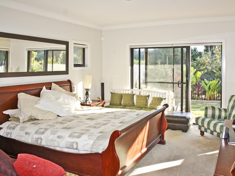 9 Sandstone Circuit (Kooindah Waters), Wyong NSW 2259