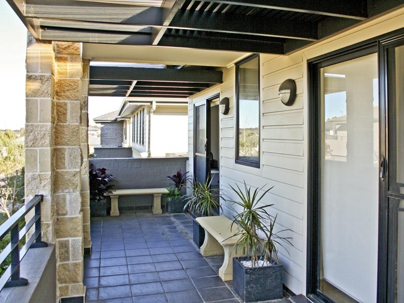 9 Sandstone Circuit (Kooindah Waters), Wyong NSW 2259