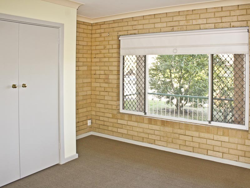 64 Beaumont Avenue, Wyoming NSW 2250