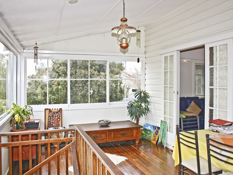 149 Albany Street, Point Frederick NSW 2250