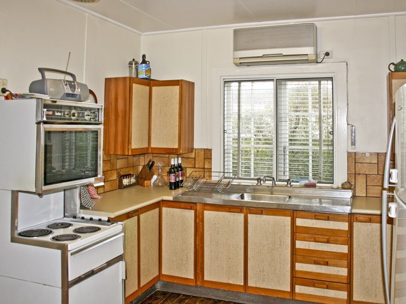 149 Albany Street, Point Frederick NSW 2250