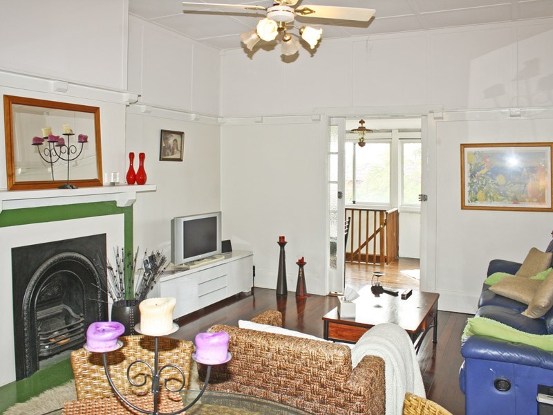 149 Albany Street, Point Frederick NSW 2250