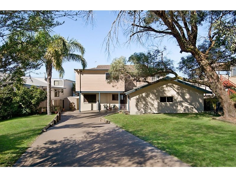 68 Georgina Avenue, Gorokan NSW 2263