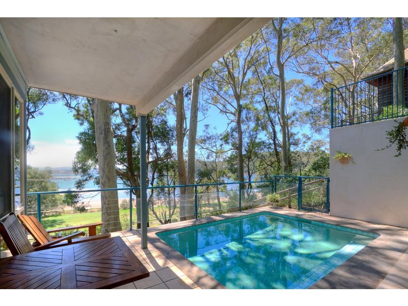100a Araluen Drive, Hardys Bay NSW 2257